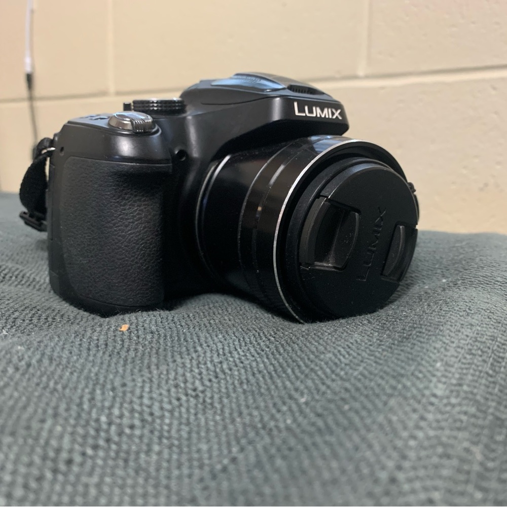 LUMIX DC-FZ80 Camera